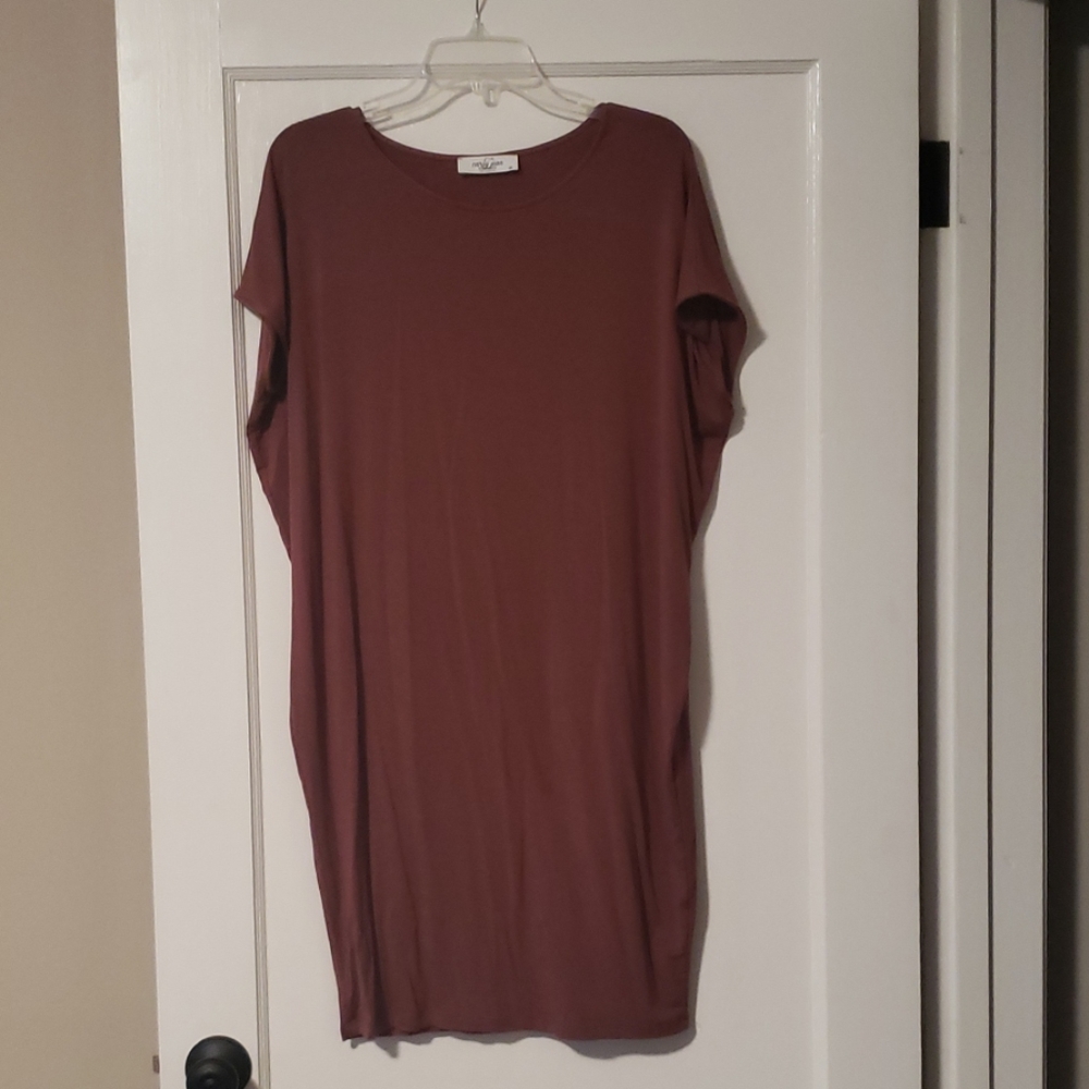 NWOT Carly Jean Los Angles Everyday Dress